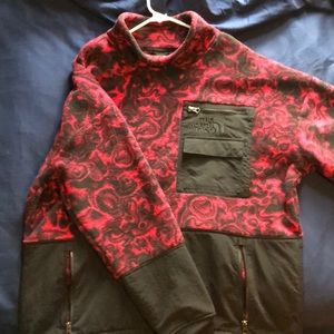 North face men’s tie dye pullover fleece